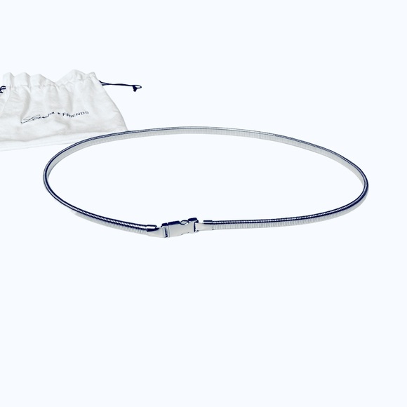 Lovers + Friends Revolve Silver Clasp Front Belt NEW OSFM - Picture 3 of 4